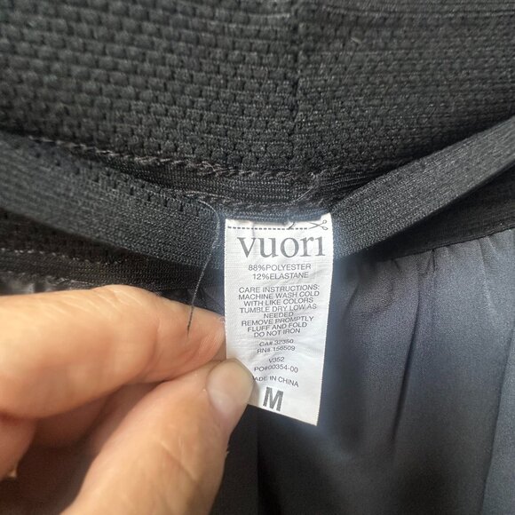 Vuori Men's Performance Shorts Medium 9" - Picture 6 of 6